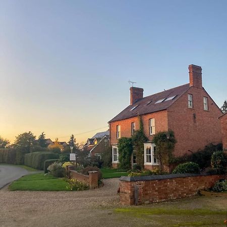 مبيت وإفطار ستارتفورد أبون آفون Winton House المظهر الخارجي الصورة